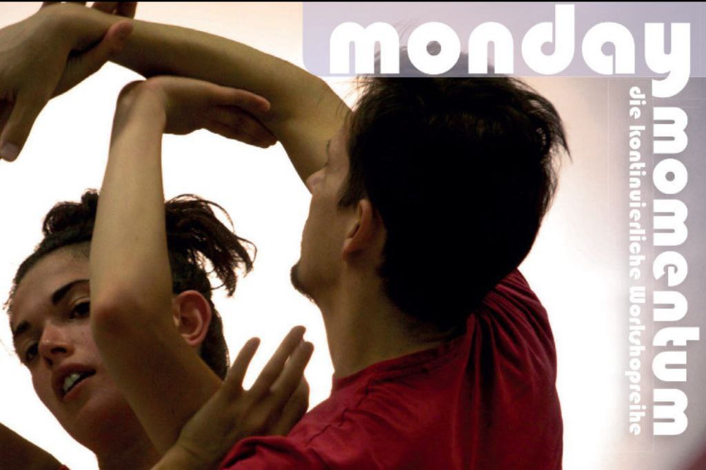 Contact-Improvisations-Klasse MONDAY MOMENTUM